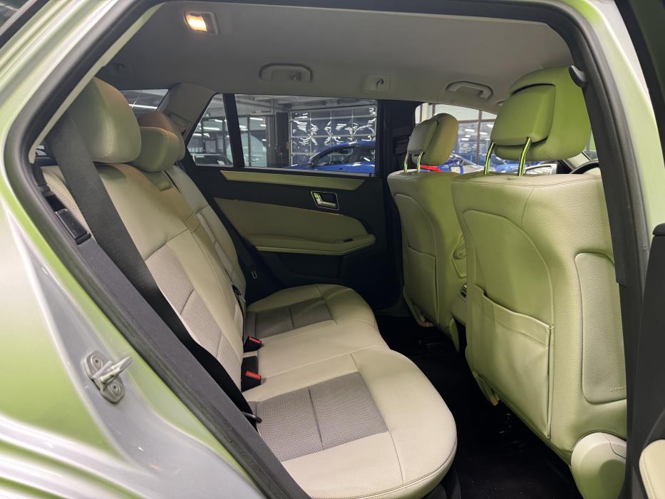 Mercedes-Benz E 2010