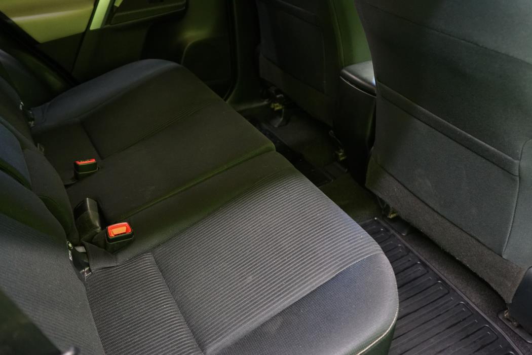Toyota RAV4 2015