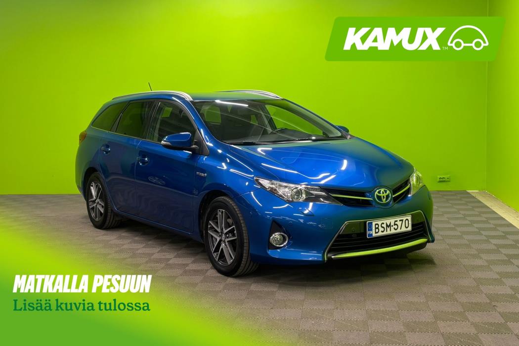 Toyota Auris 2015