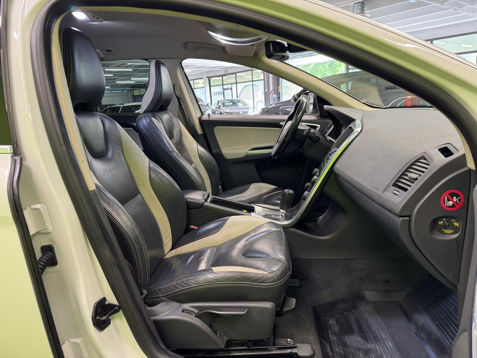 Volvo XC60 2012