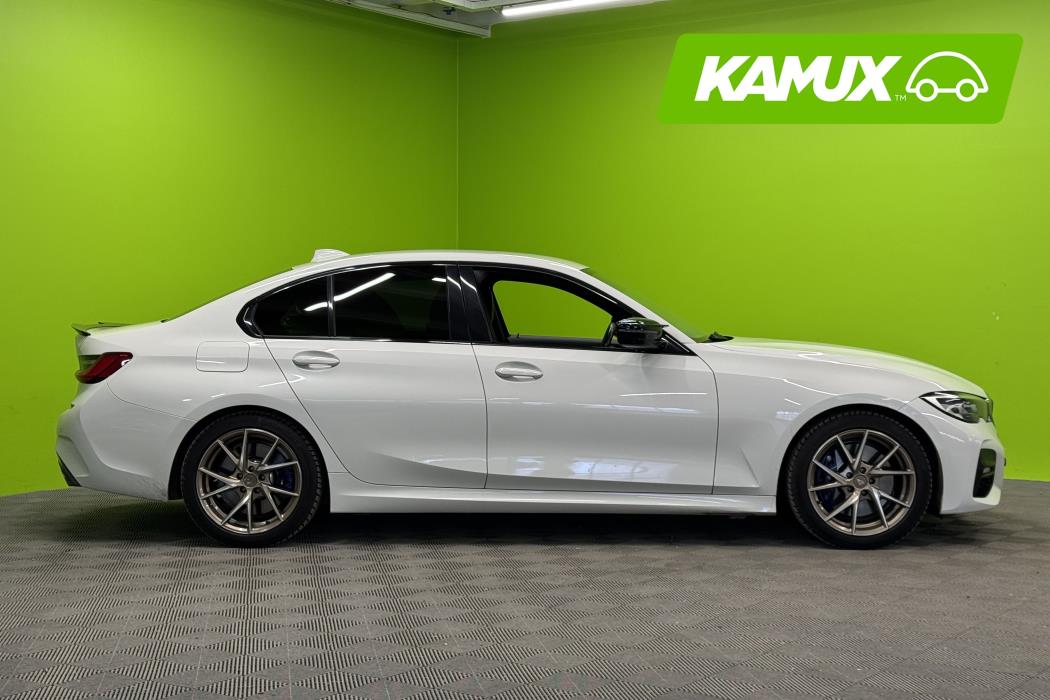 BMW 330 2020