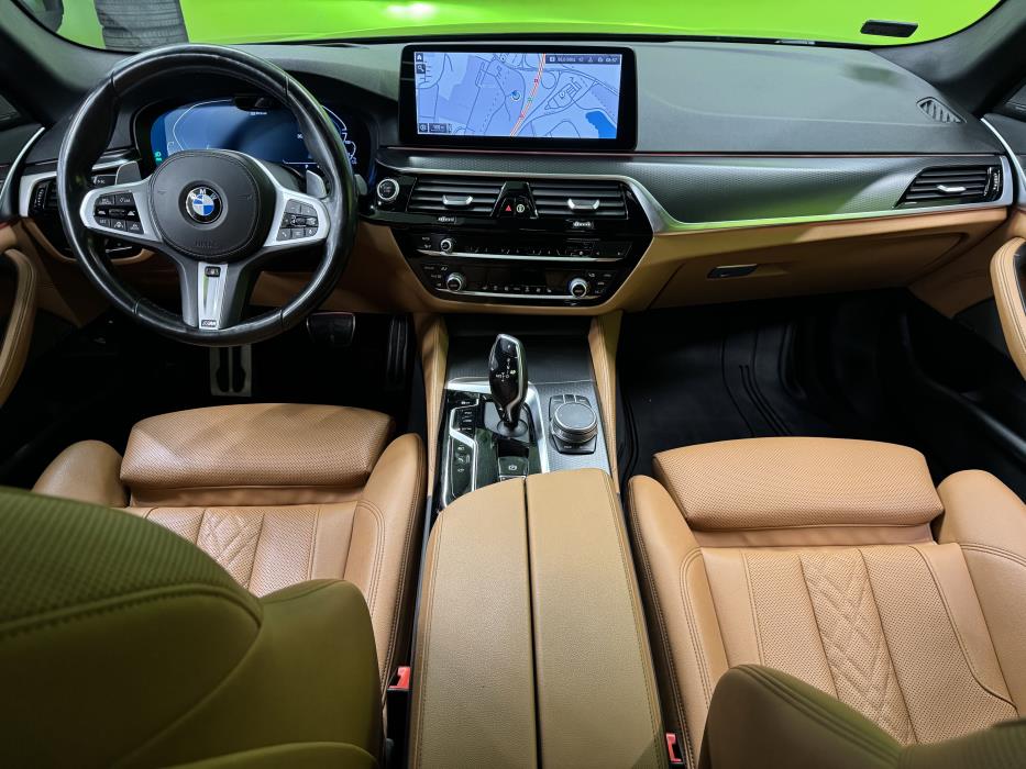 BMW 530 2021