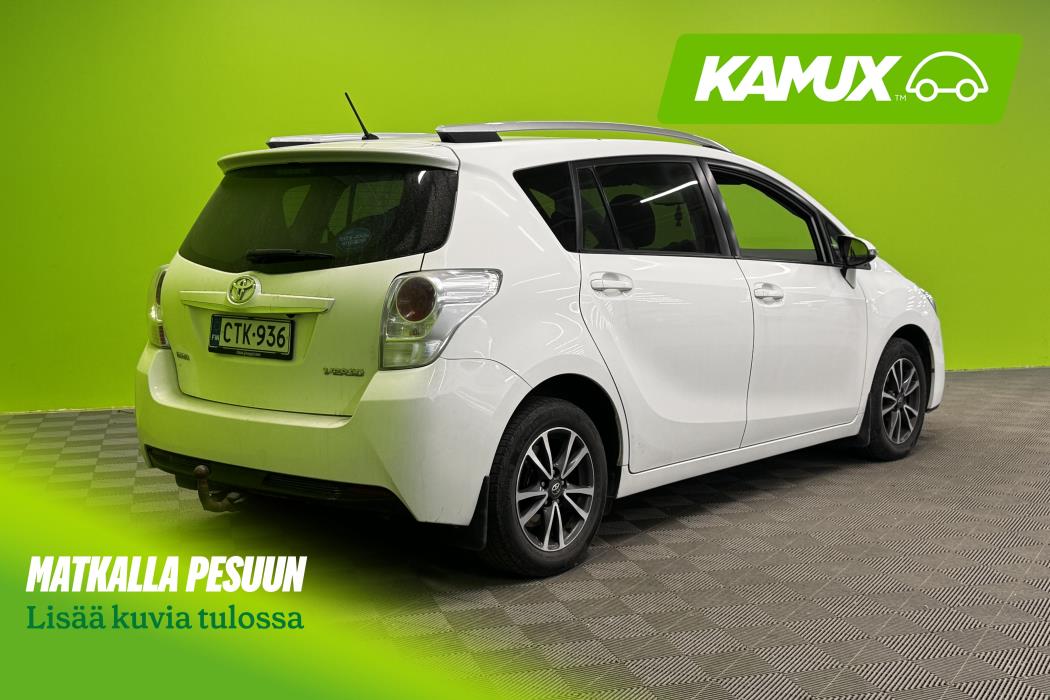 Toyota Verso 2015