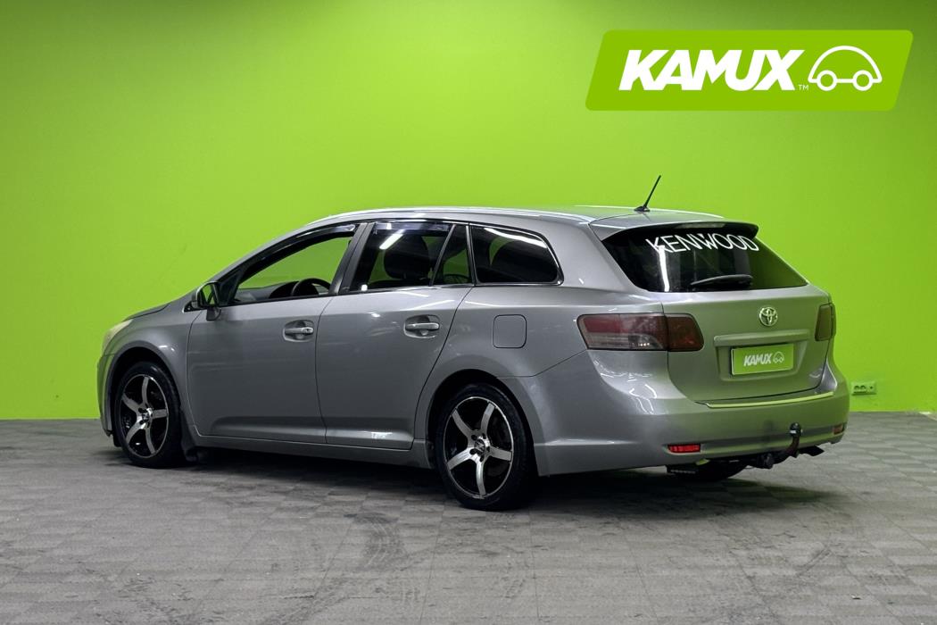 Toyota Avensis 2010