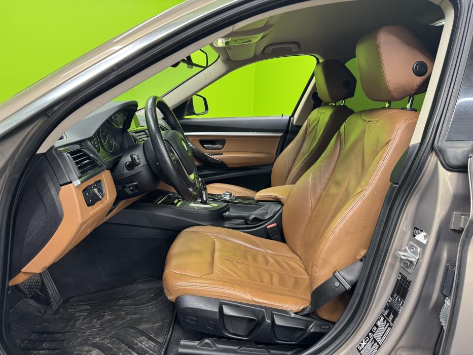 BMW 320 Gran Turismo 2013