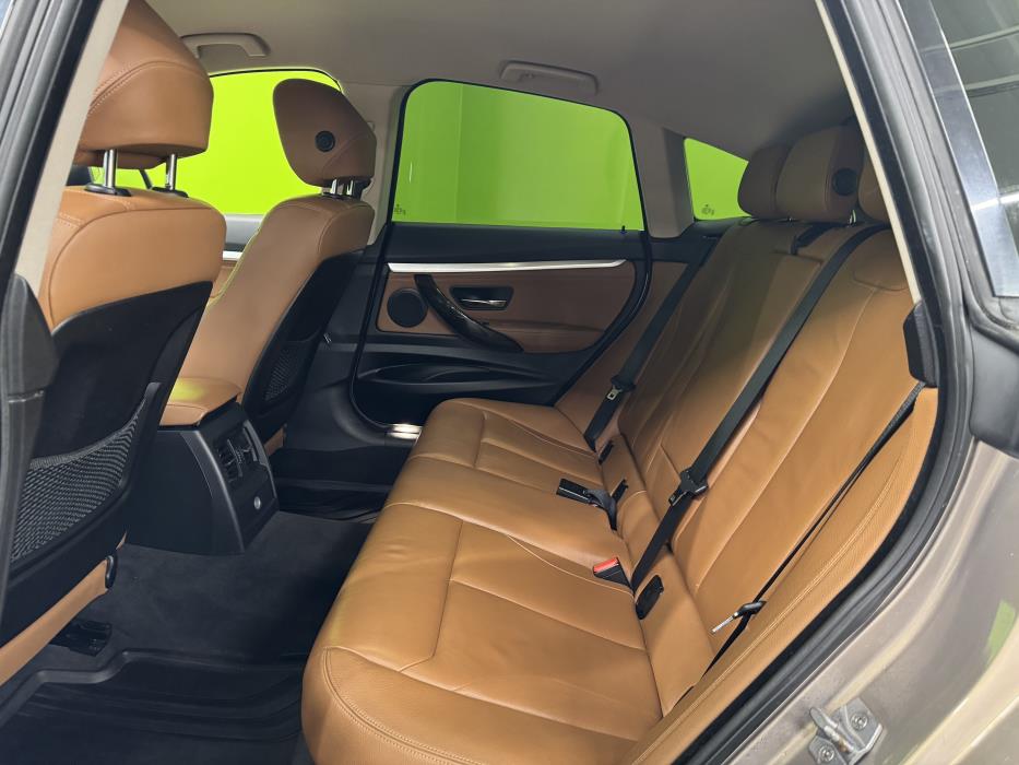 BMW 320 Gran Turismo 2013