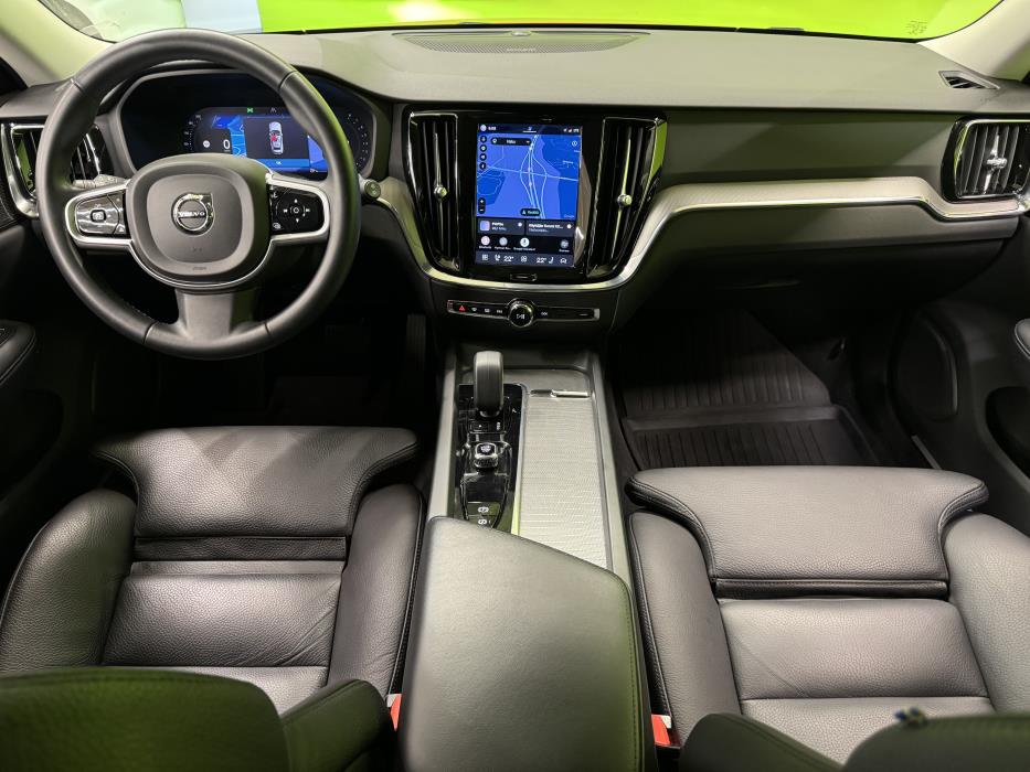 Volvo V60 2022