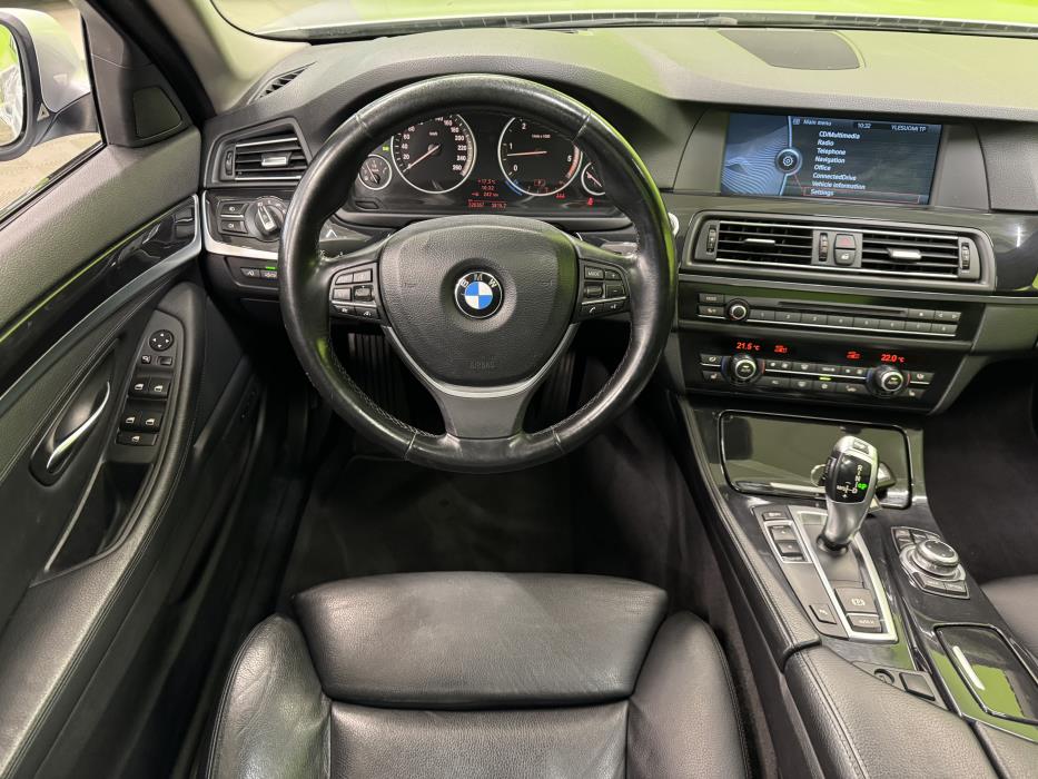 BMW 530 2011