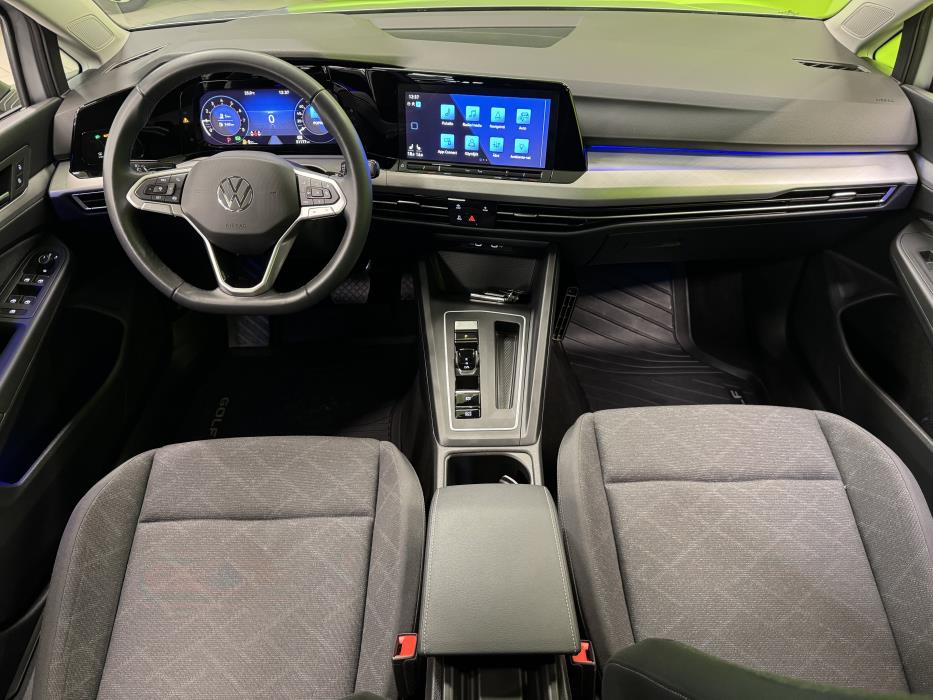 Volkswagen Golf 2024