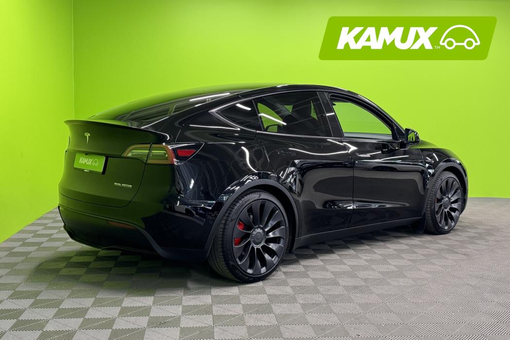 Tesla Model Y 2022