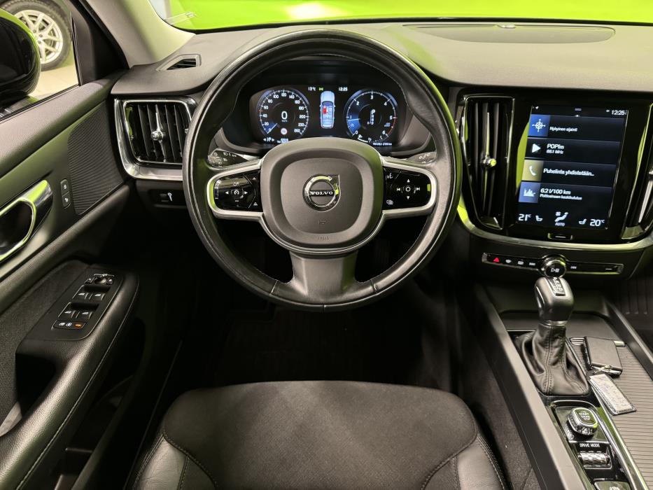 Volvo V60 Cross Country 2020