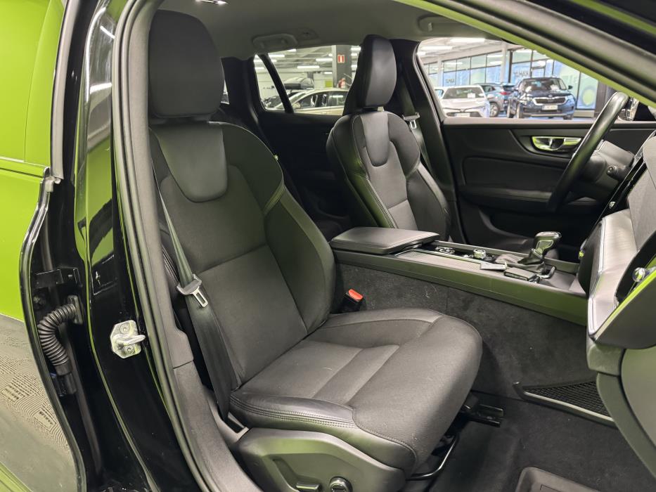 Volvo V60 Cross Country 2020