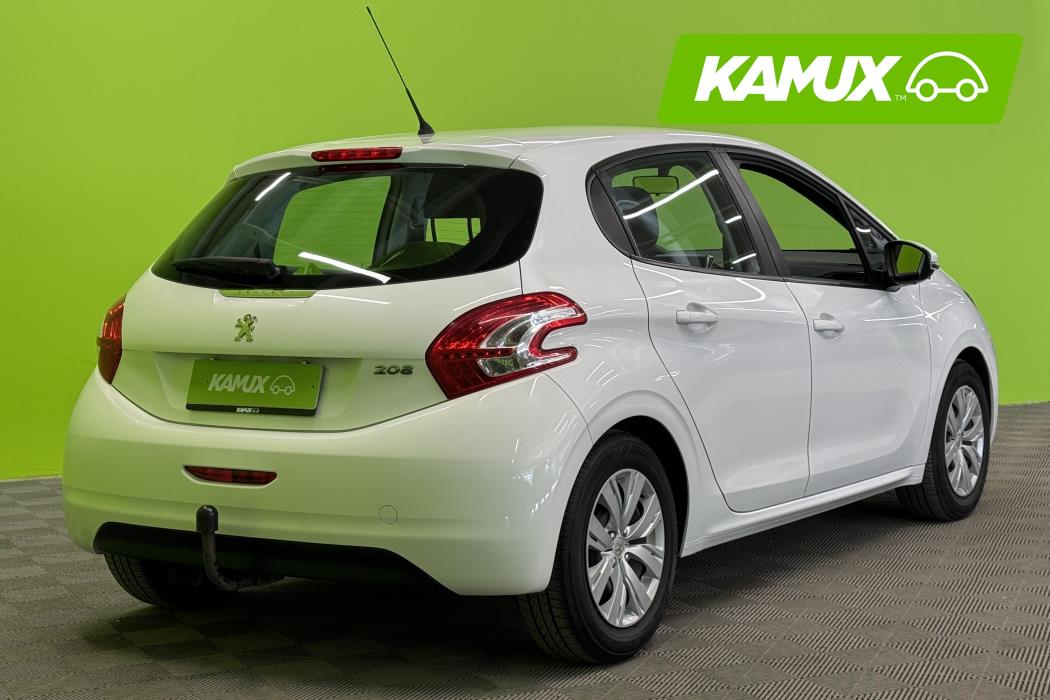 Peugeot 208 2015