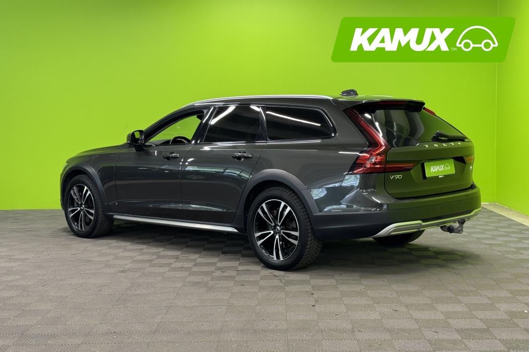 Volvo V90 Cross Country 2021