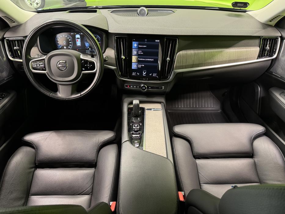 Volvo V90 Cross Country 2021