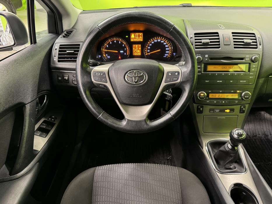 Toyota Avensis 2009