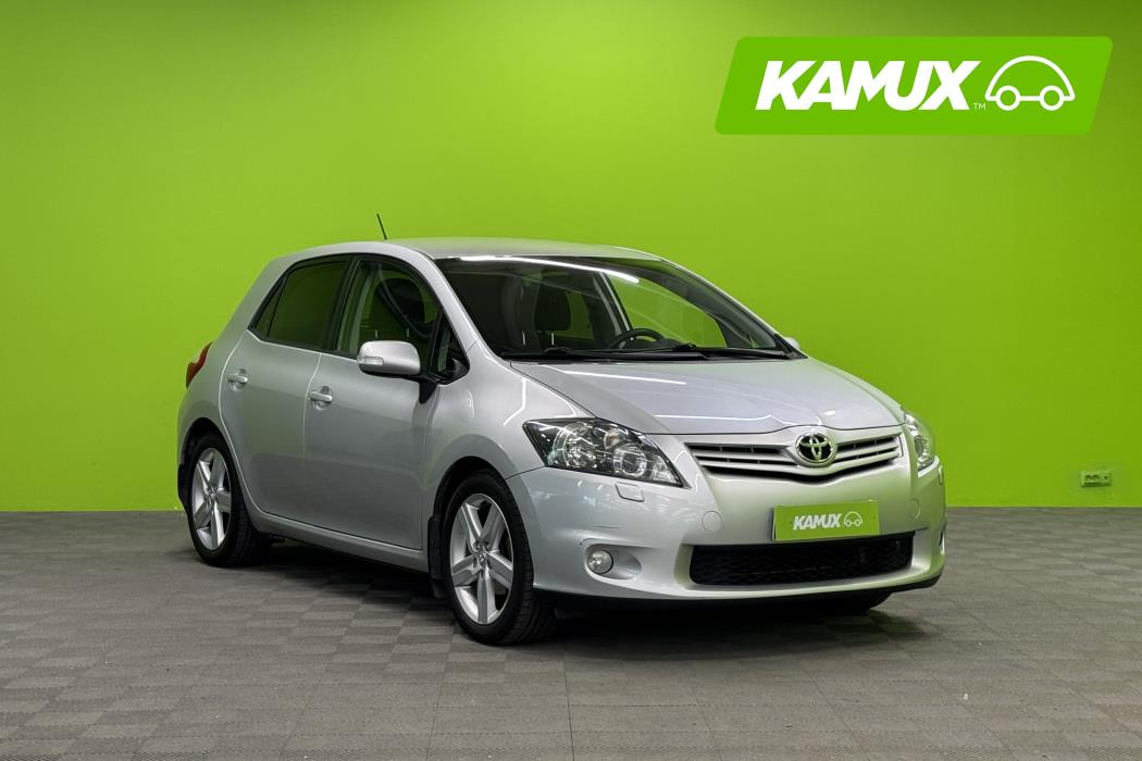 Toyota Auris 2012