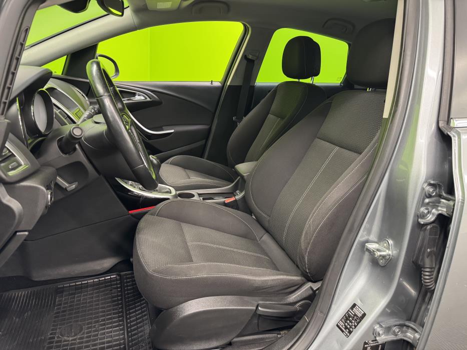 Opel Astra 2013