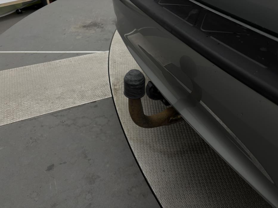 Toyota Avensis 2016
