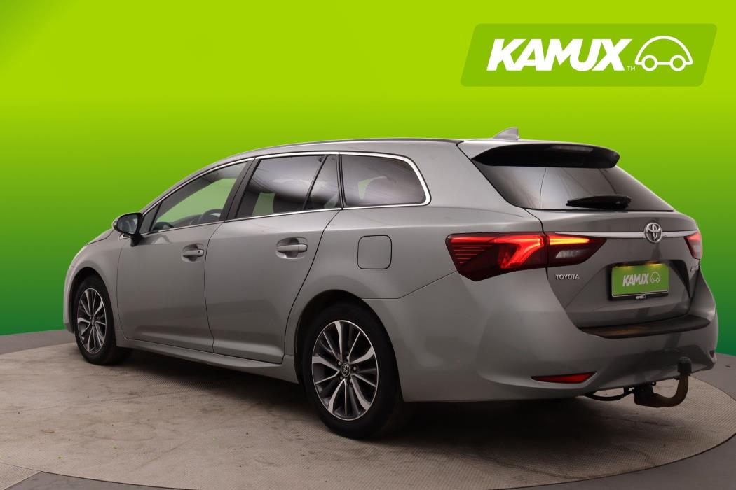Toyota Avensis 2016