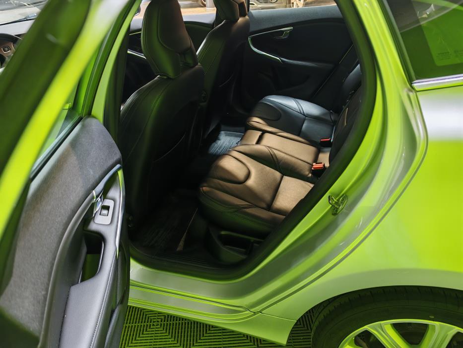 Volvo V40 2017