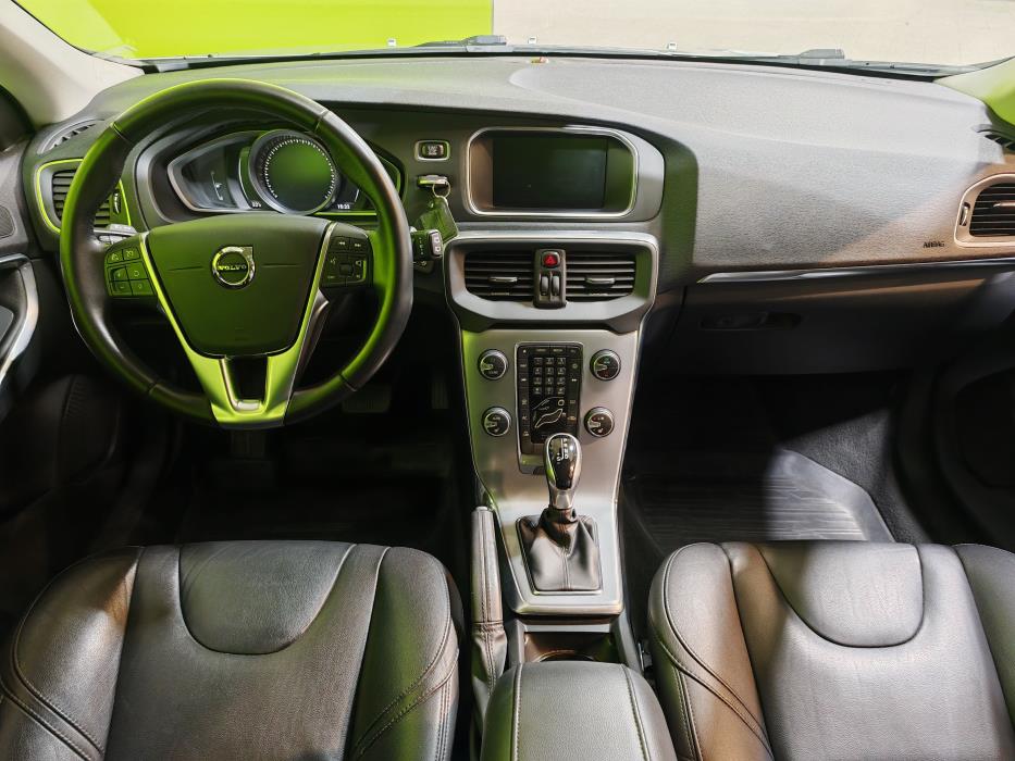 Volvo V40 2017