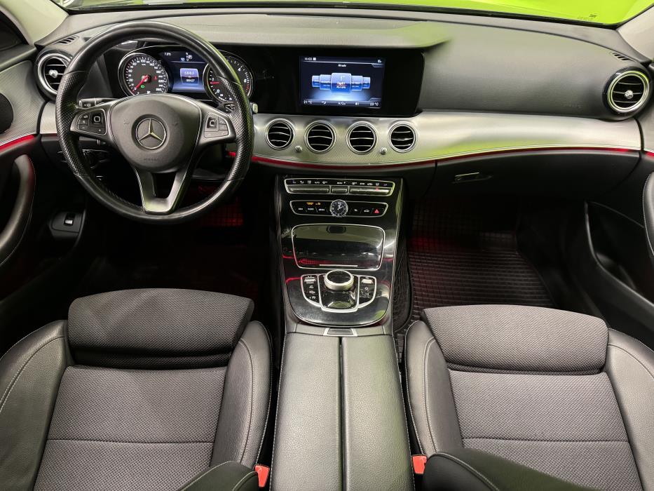 Mercedes-Benz E 2017