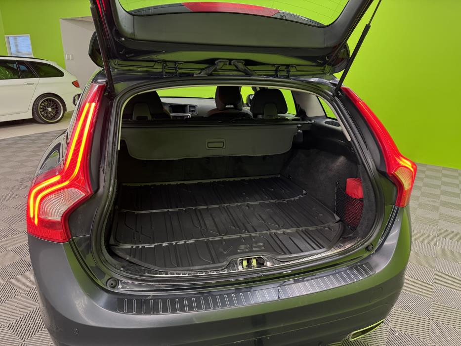 Volvo V60 2015