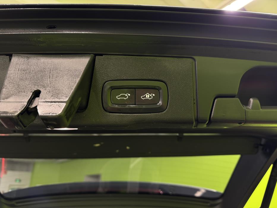 Volvo XC60 2022