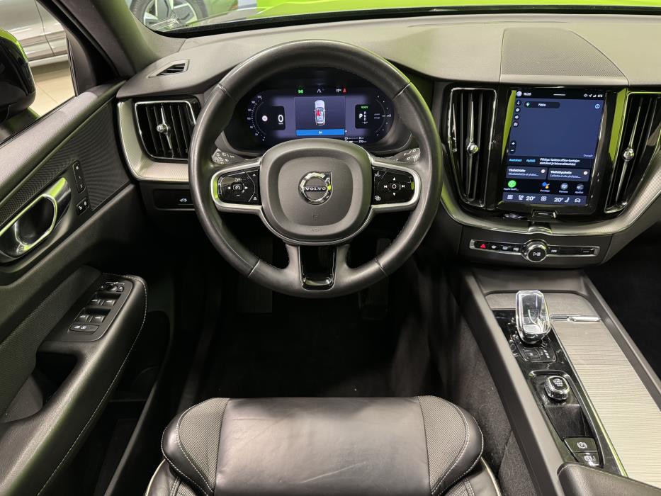Volvo XC60 2022