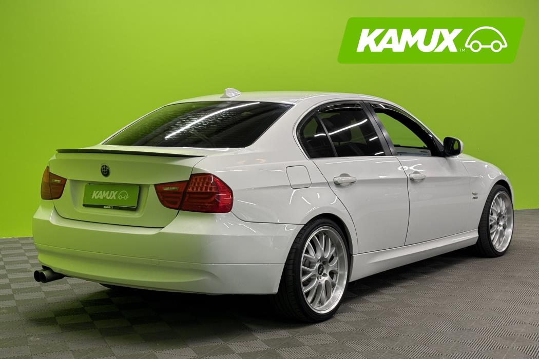 BMW 325 2009