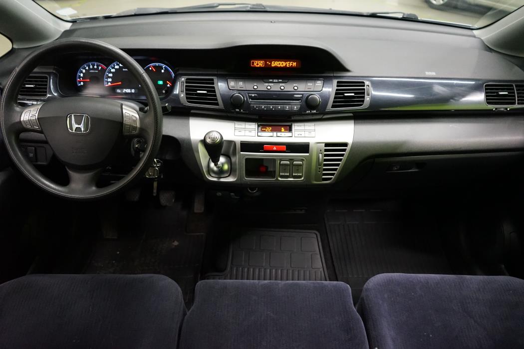 Honda FR-V 2007