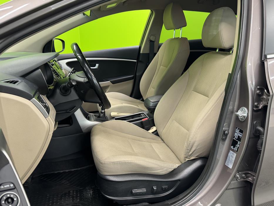 Hyundai i30 2013