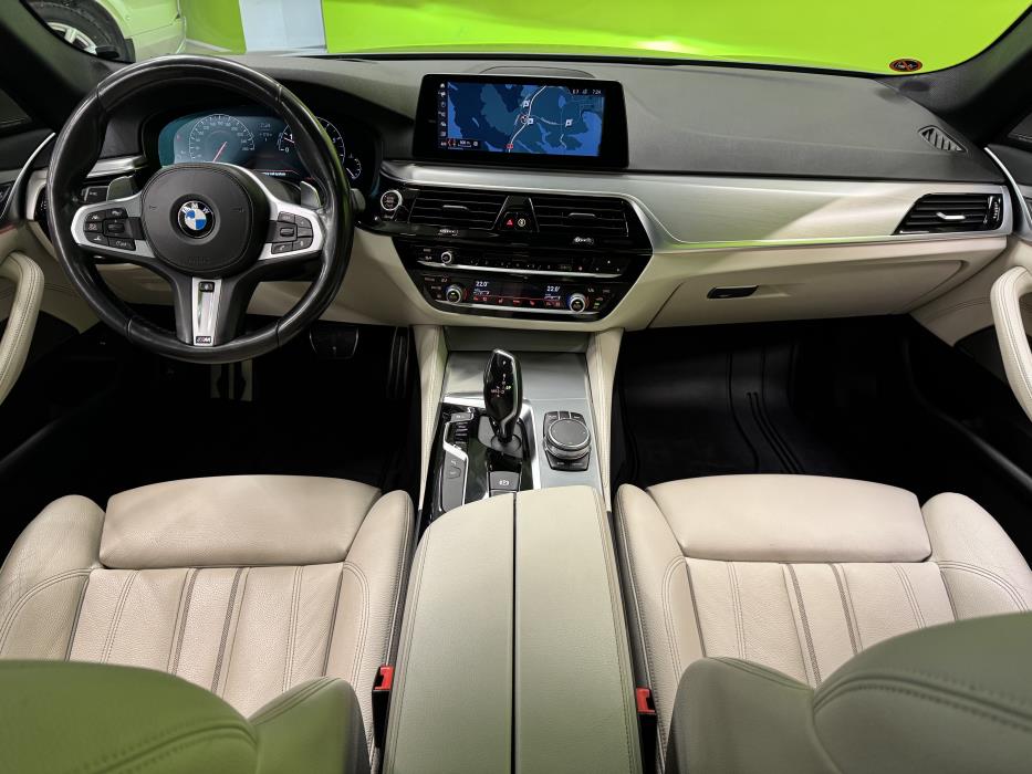 BMW 530 2019
