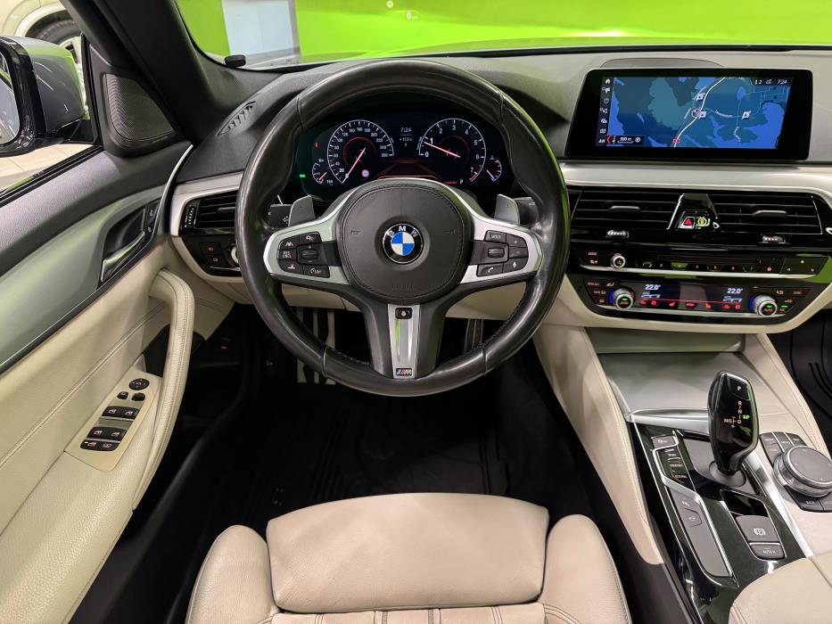 BMW 530 2019