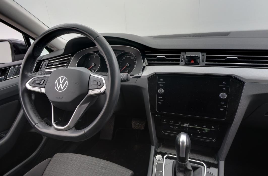 Volkswagen Passat 2022