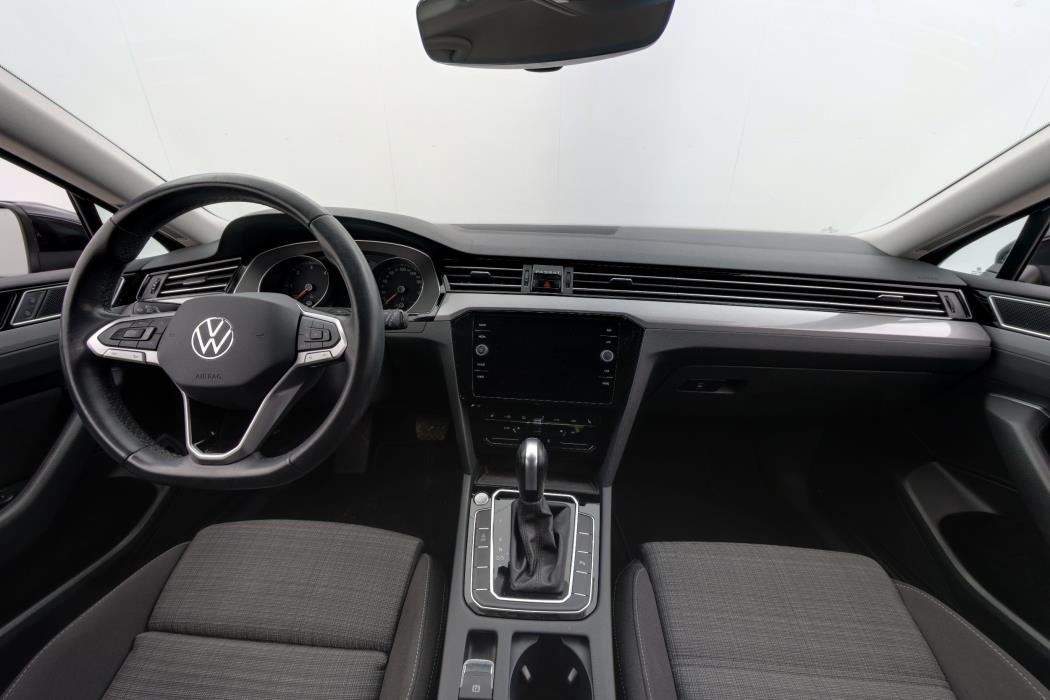 Volkswagen Passat 2022