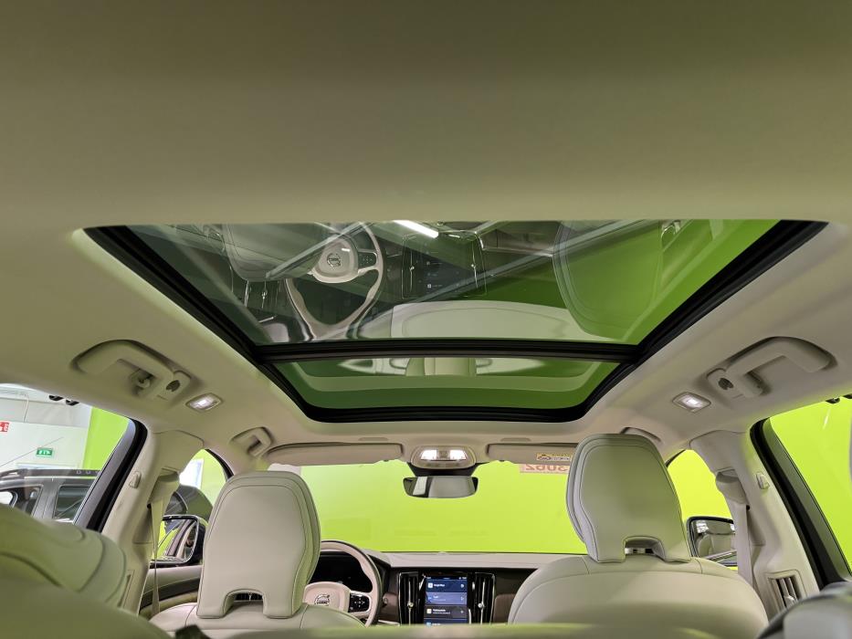 Volvo V90 Cross Country 2022