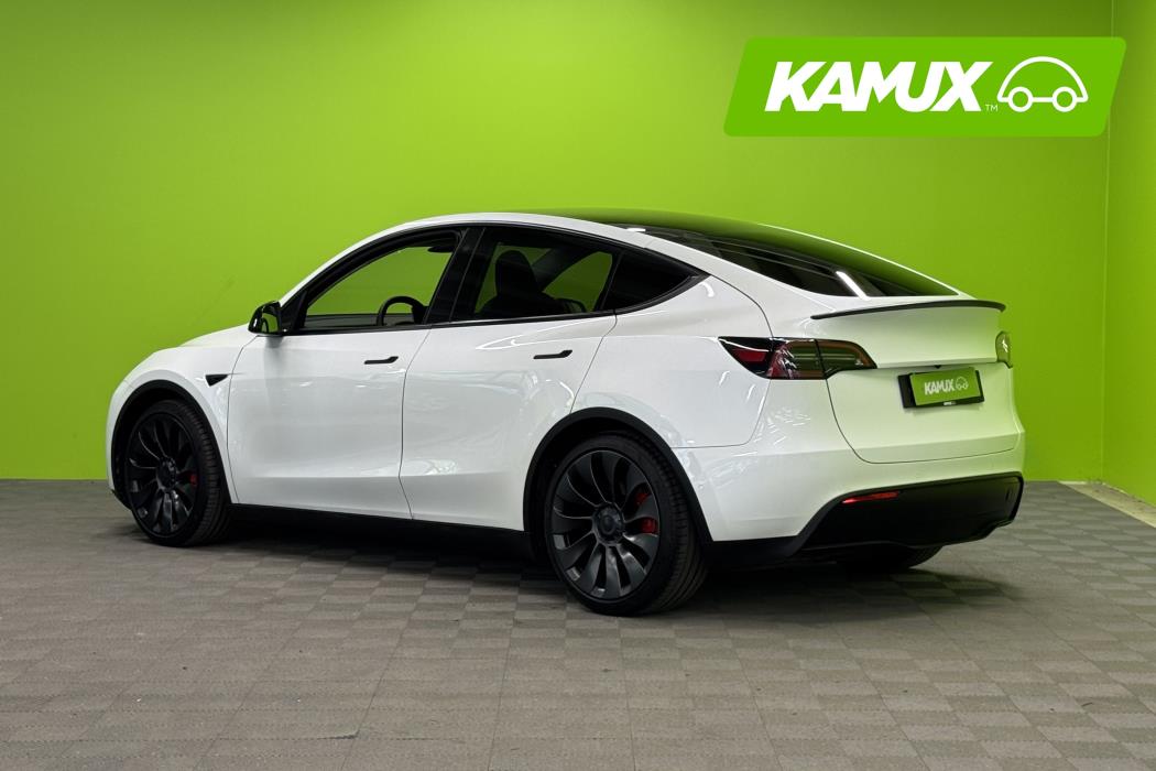 Tesla Model Y 2022