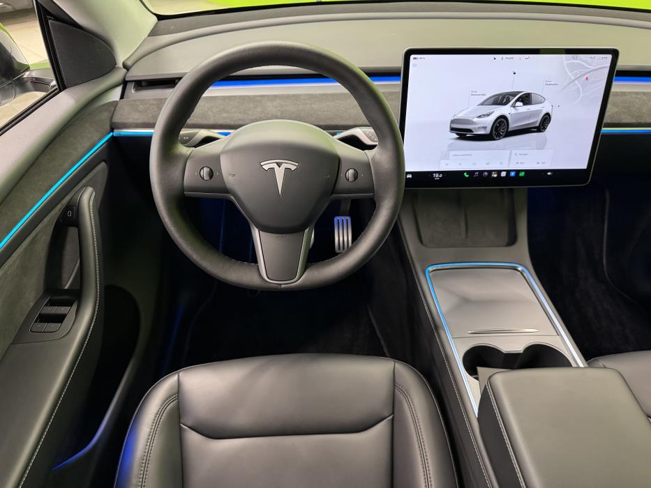 Tesla Model Y 2022