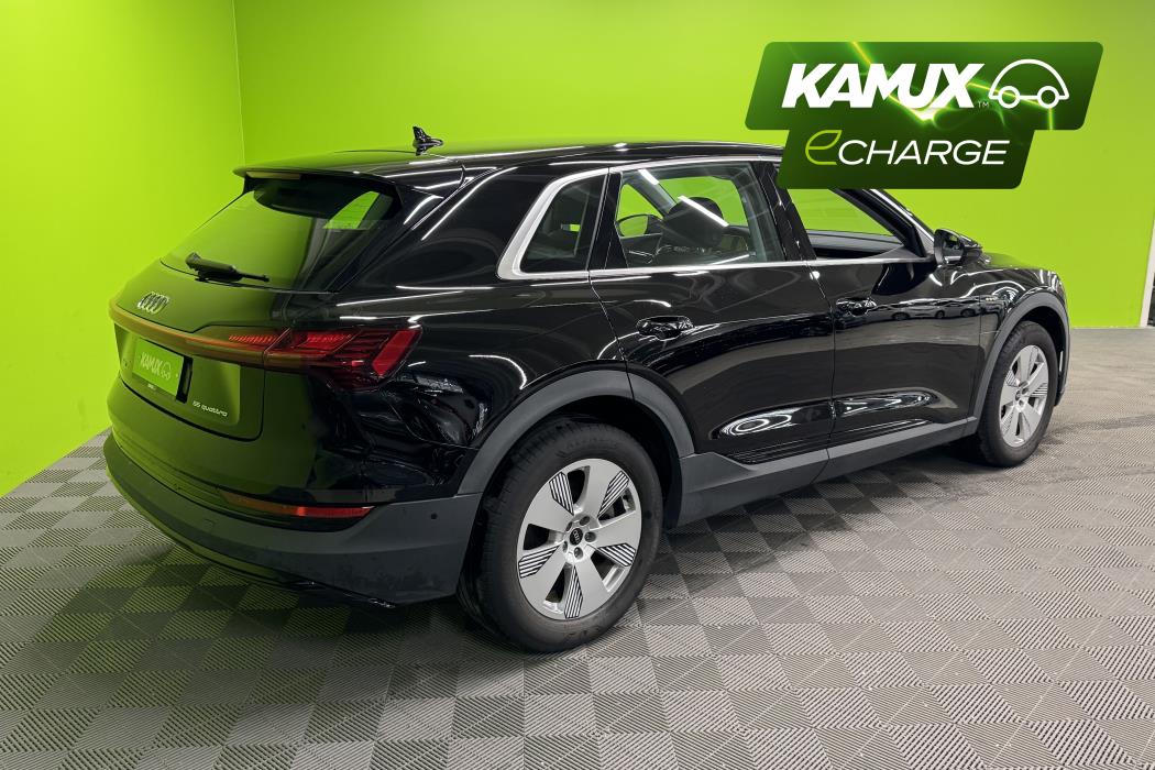 Audi e-tron 2023