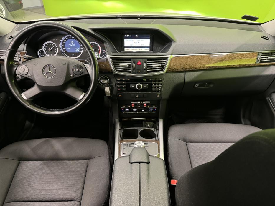 Mercedes-Benz E 2009