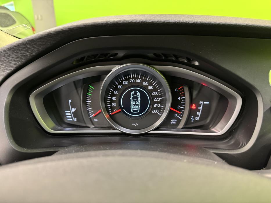 Volvo V40 2017