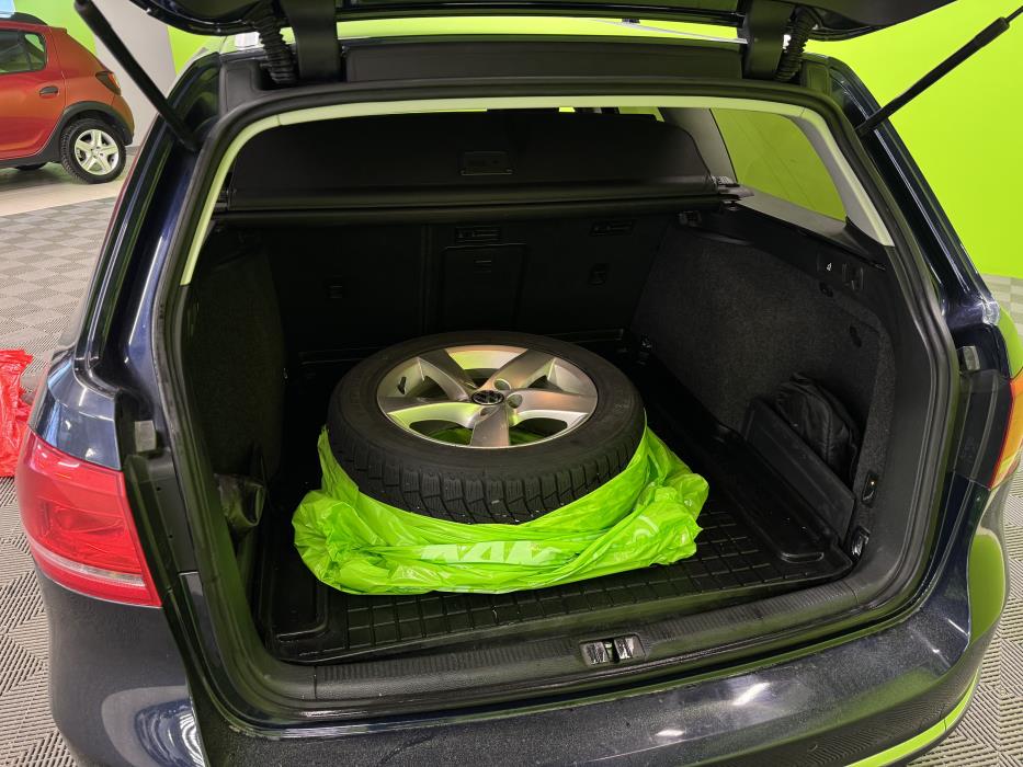 Volkswagen Passat 2011