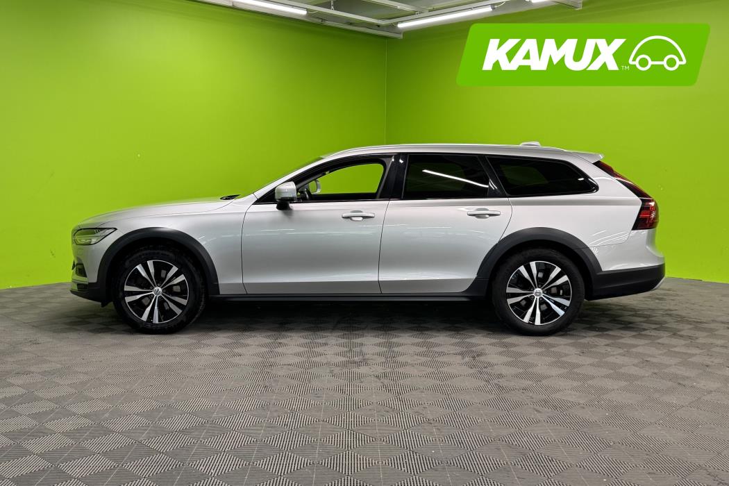 Volvo V90 Cross Country 2021