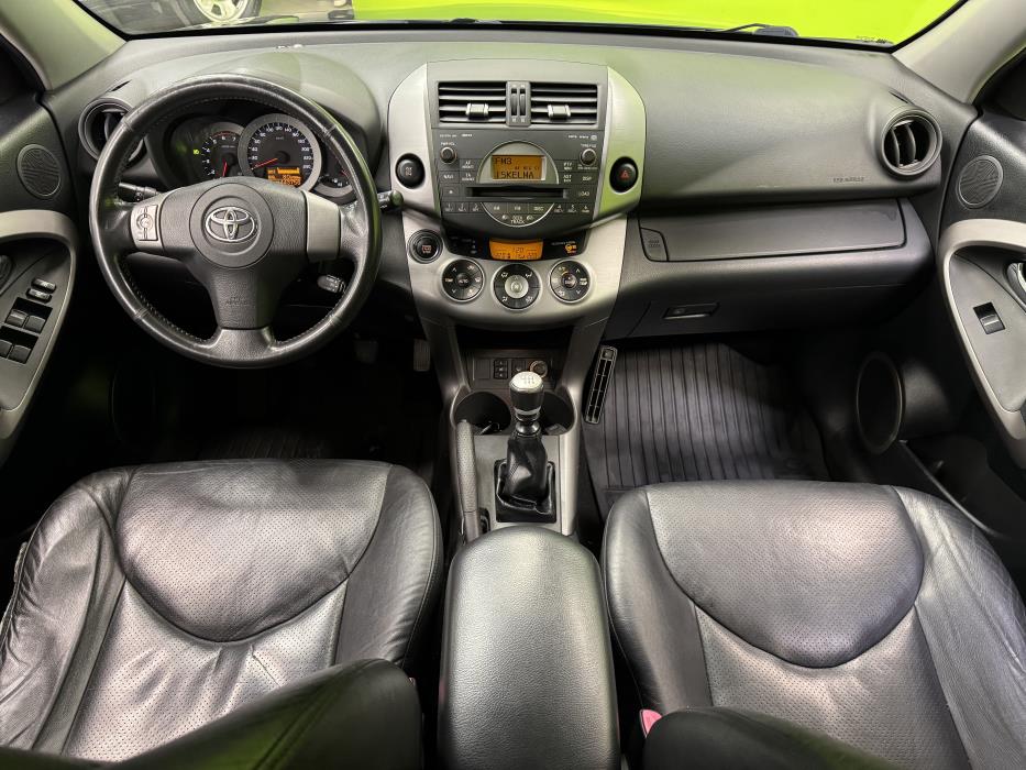 Toyota RAV4 2006