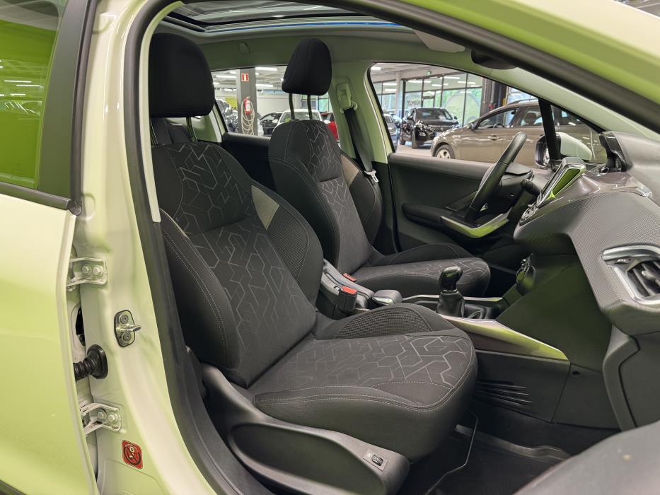 Peugeot 2008 2014