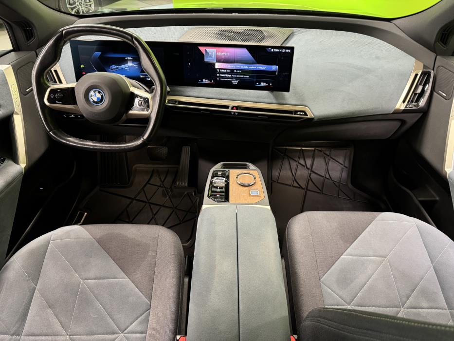 BMW iX 2022