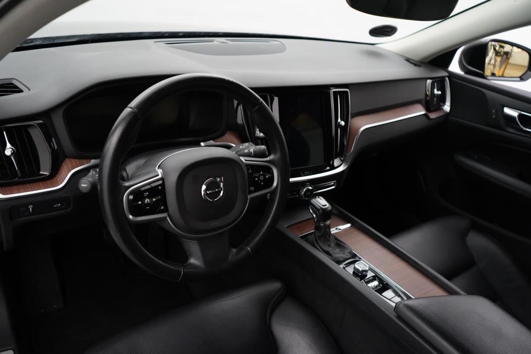 Volvo V60 2019