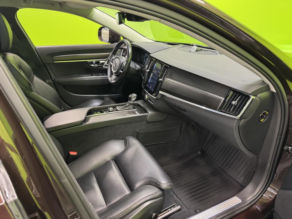 Volvo V90 2017